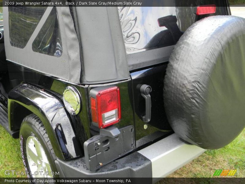 Black / Dark Slate Gray/Medium Slate Gray 2009 Jeep Wrangler Sahara 4x4