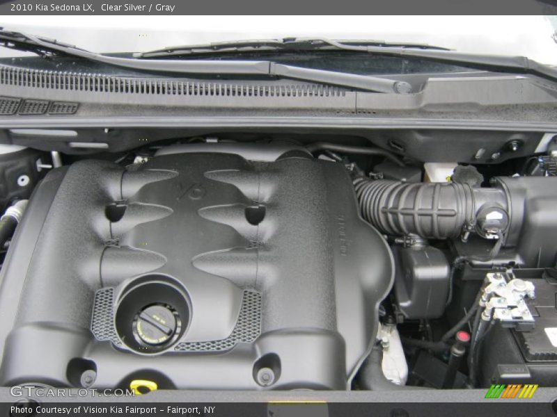 Clear Silver / Gray 2010 Kia Sedona LX