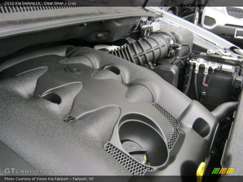 Clear Silver / Gray 2010 Kia Sedona LX