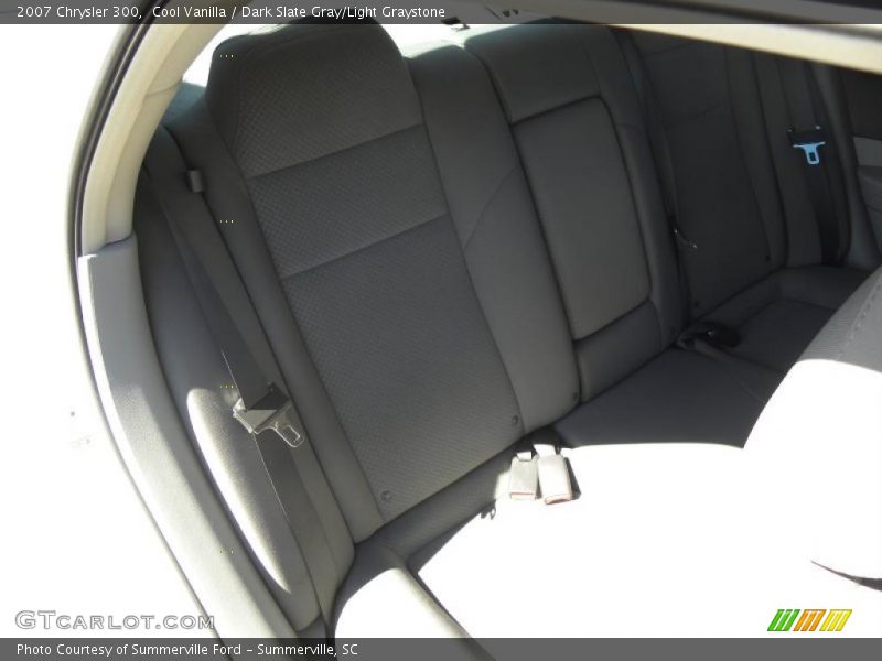 Cool Vanilla / Dark Slate Gray/Light Graystone 2007 Chrysler 300