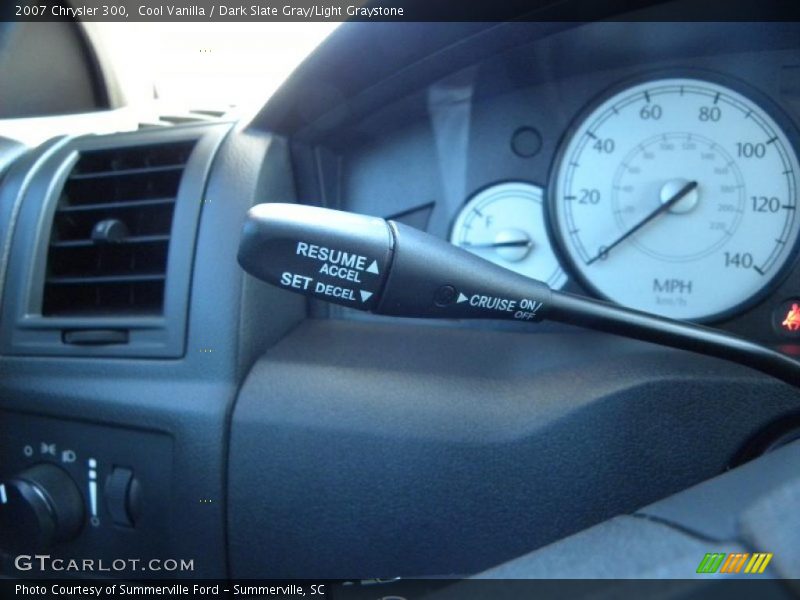 Cool Vanilla / Dark Slate Gray/Light Graystone 2007 Chrysler 300