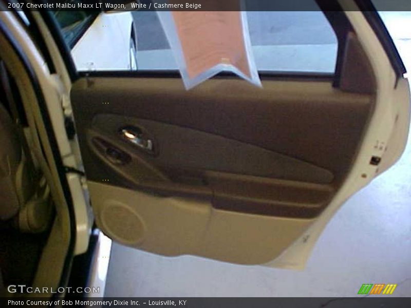 White / Cashmere Beige 2007 Chevrolet Malibu Maxx LT Wagon