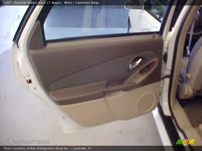 White / Cashmere Beige 2007 Chevrolet Malibu Maxx LT Wagon