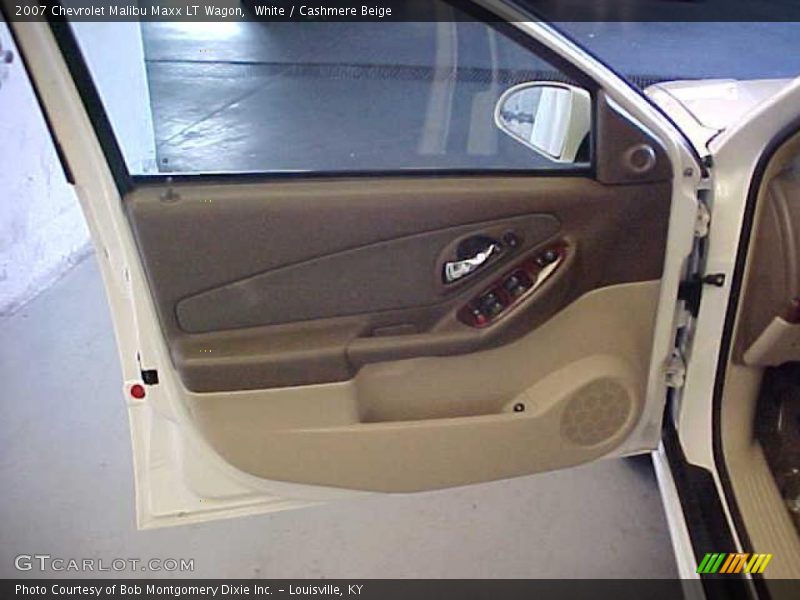 White / Cashmere Beige 2007 Chevrolet Malibu Maxx LT Wagon