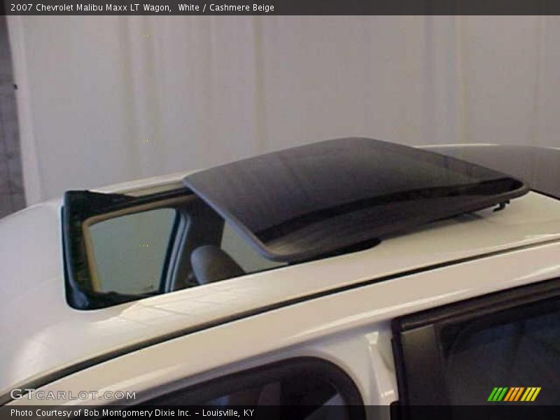 White / Cashmere Beige 2007 Chevrolet Malibu Maxx LT Wagon