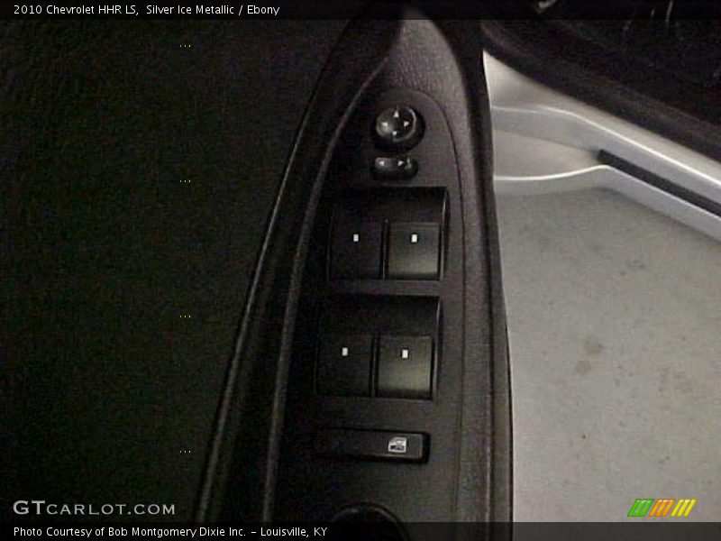 Silver Ice Metallic / Ebony 2010 Chevrolet HHR LS