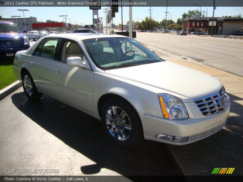 White Diamond Tricoat / Light Linen/Cocoa Accents 2011 Cadillac DTS Platinum