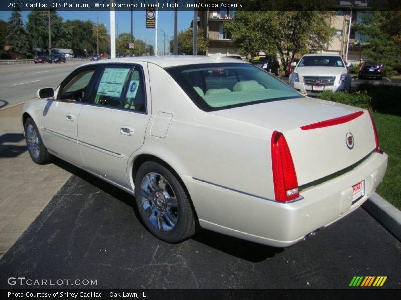 White Diamond Tricoat / Light Linen/Cocoa Accents 2011 Cadillac DTS Platinum