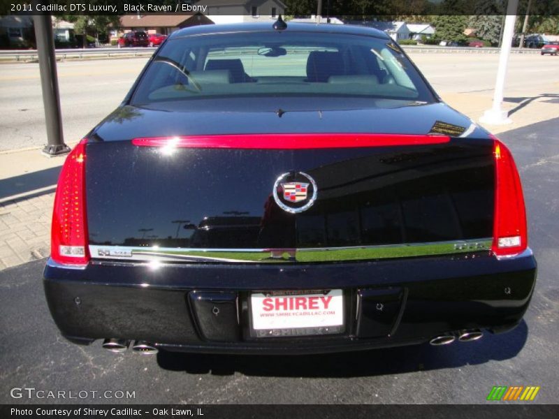 Black Raven / Ebony 2011 Cadillac DTS Luxury