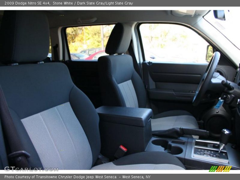 Stone White / Dark Slate Gray/Light Slate Gray 2009 Dodge Nitro SE 4x4