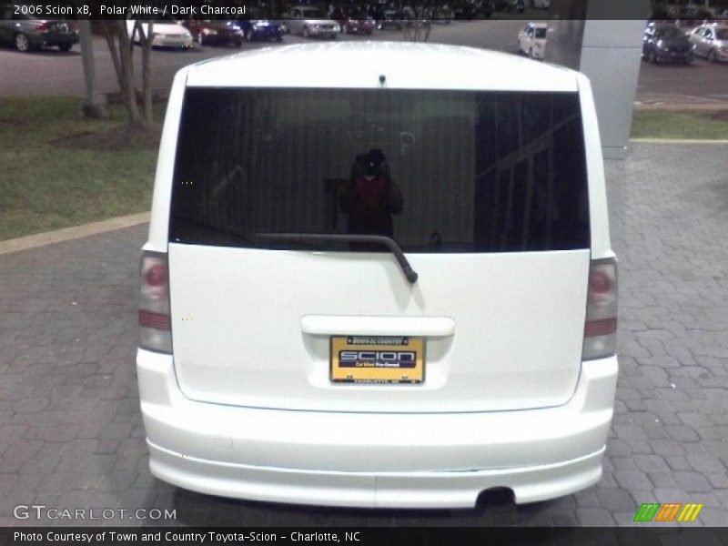 Polar White / Dark Charcoal 2006 Scion xB