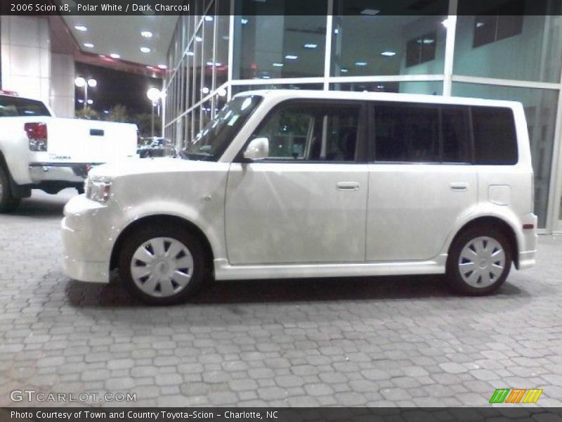 Polar White / Dark Charcoal 2006 Scion xB