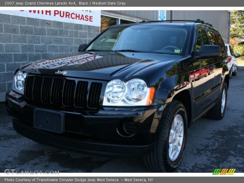 Black / Medium Slate Gray 2007 Jeep Grand Cherokee Laredo 4x4