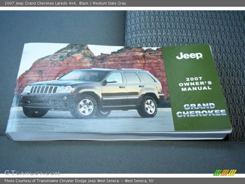 Black / Medium Slate Gray 2007 Jeep Grand Cherokee Laredo 4x4