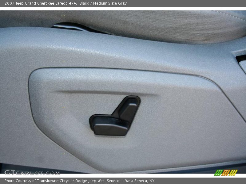 Black / Medium Slate Gray 2007 Jeep Grand Cherokee Laredo 4x4