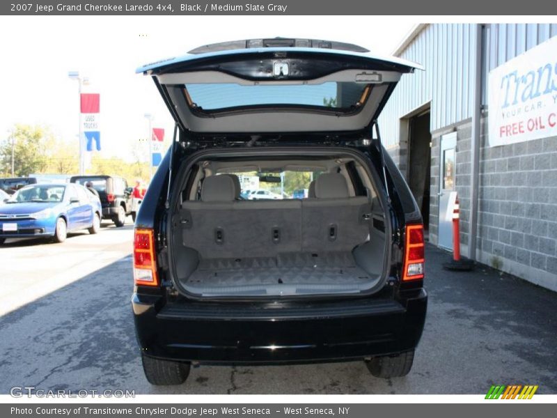 Black / Medium Slate Gray 2007 Jeep Grand Cherokee Laredo 4x4