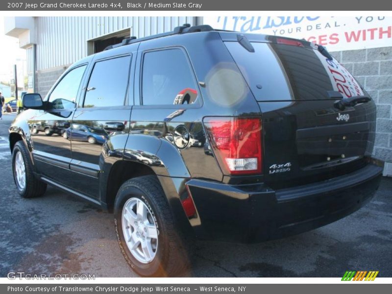 Black / Medium Slate Gray 2007 Jeep Grand Cherokee Laredo 4x4