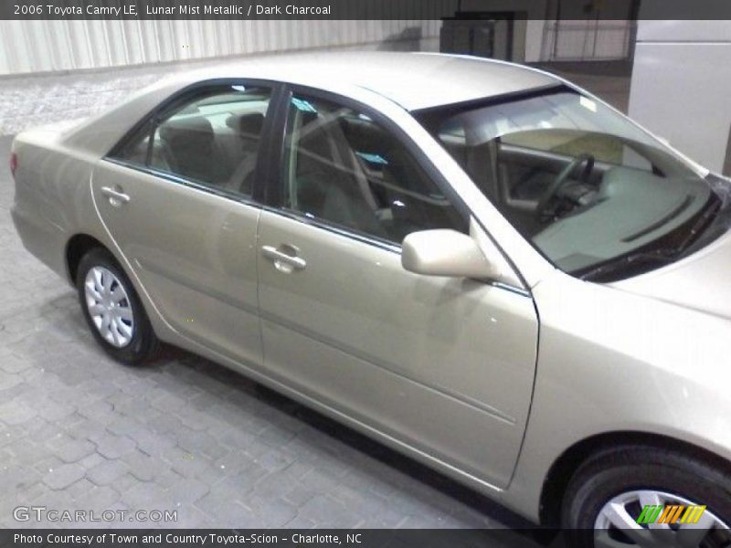 Lunar Mist Metallic / Dark Charcoal 2006 Toyota Camry LE
