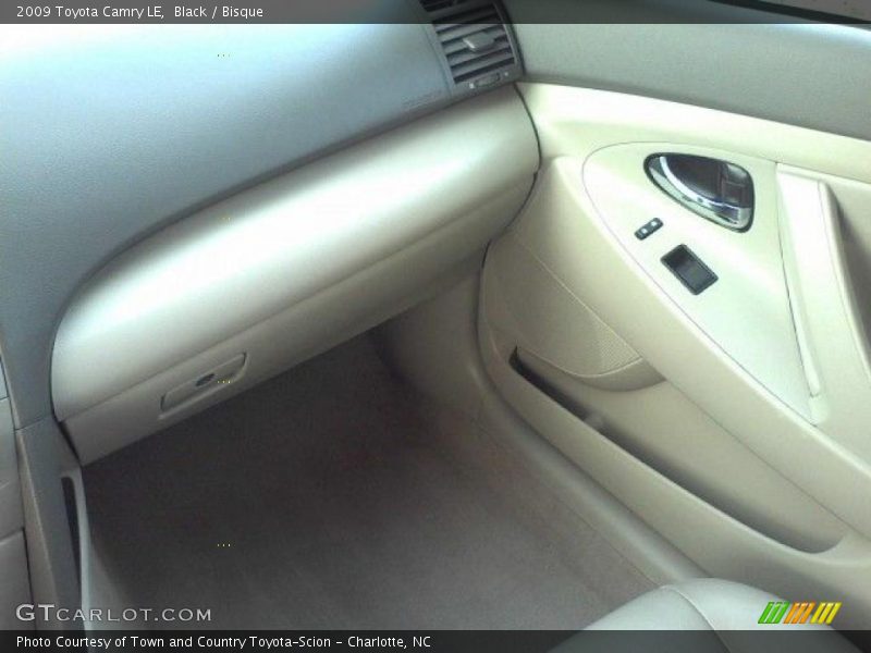 Black / Bisque 2009 Toyota Camry LE