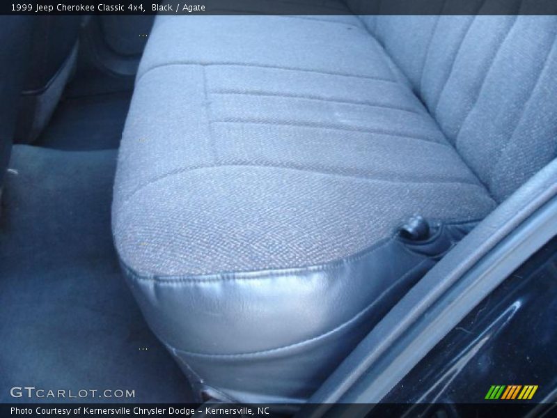 Black / Agate 1999 Jeep Cherokee Classic 4x4