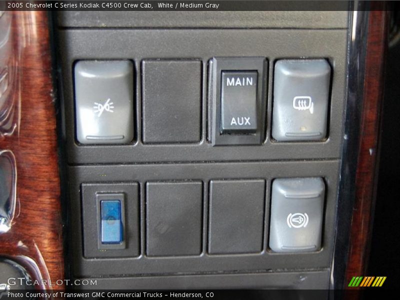 White / Medium Gray 2005 Chevrolet C Series Kodiak C4500 Crew Cab