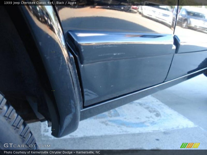 Black / Agate 1999 Jeep Cherokee Classic 4x4