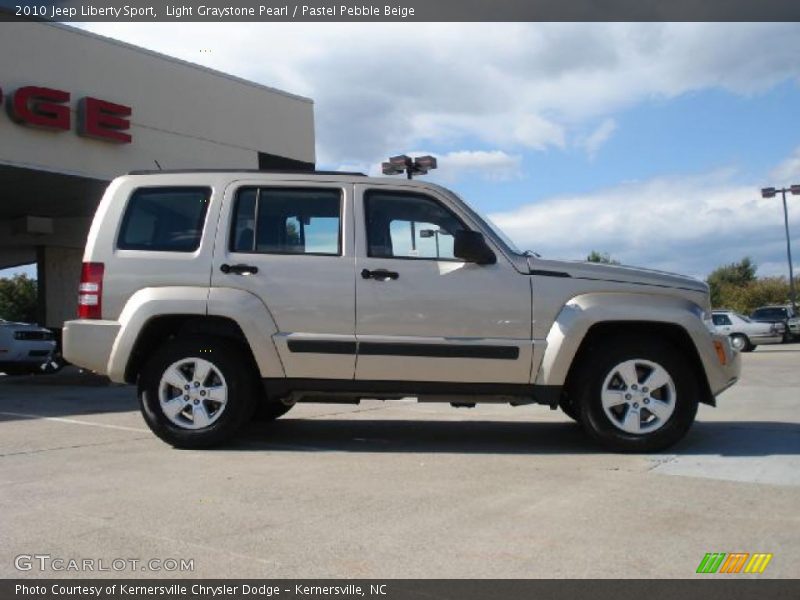 Light Graystone Pearl / Pastel Pebble Beige 2010 Jeep Liberty Sport