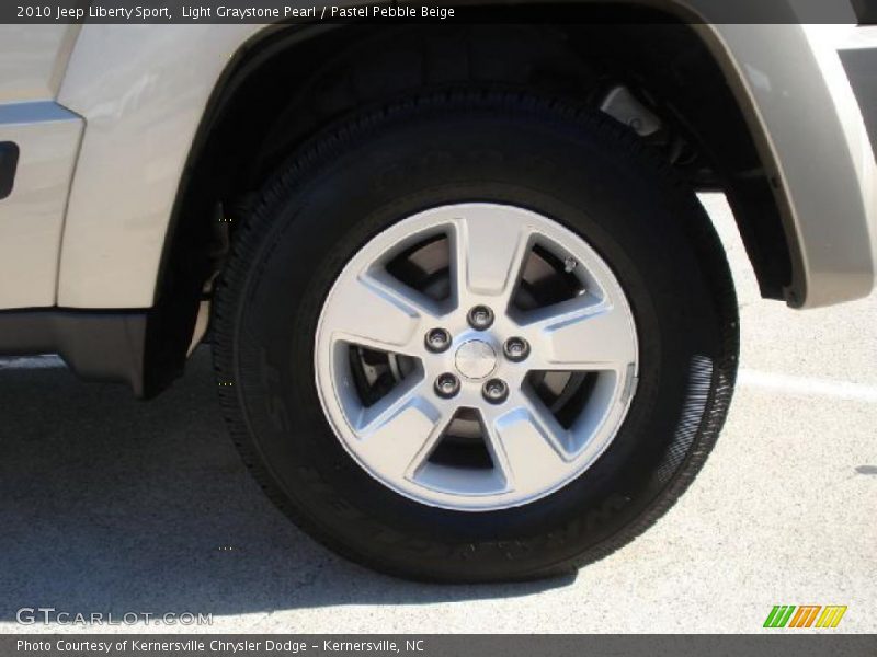 Light Graystone Pearl / Pastel Pebble Beige 2010 Jeep Liberty Sport