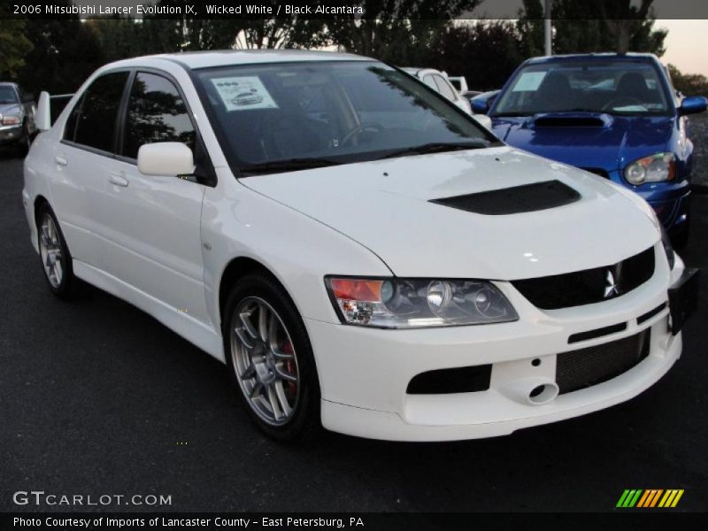 Wicked White / Black Alcantara 2006 Mitsubishi Lancer Evolution IX