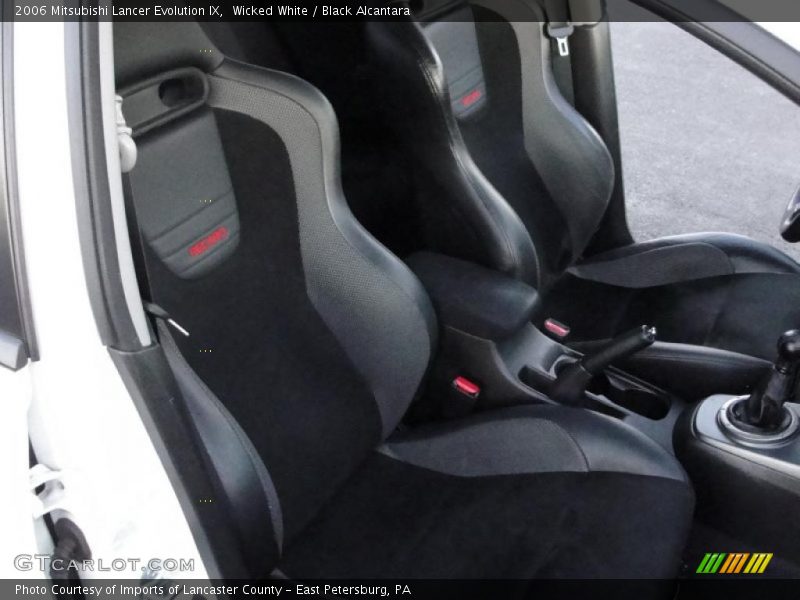 Wicked White / Black Alcantara 2006 Mitsubishi Lancer Evolution IX