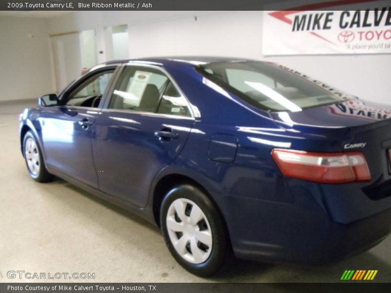 Blue Ribbon Metallic / Ash 2009 Toyota Camry LE