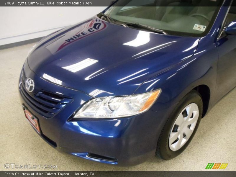 Blue Ribbon Metallic / Ash 2009 Toyota Camry LE