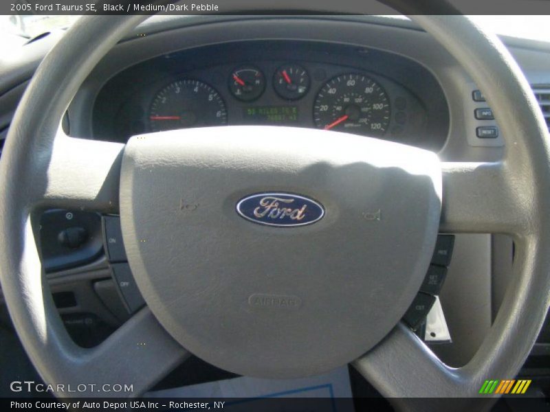 Black / Medium/Dark Pebble 2005 Ford Taurus SE