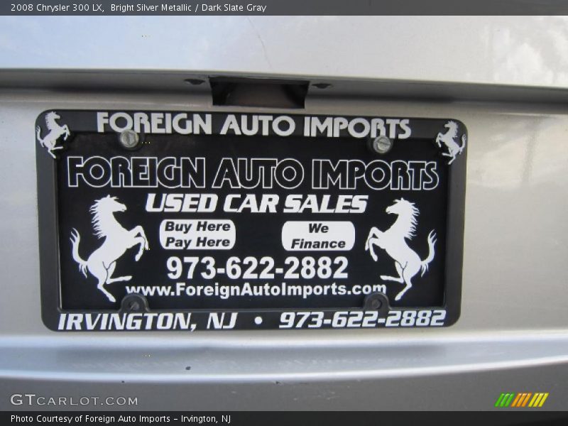 Bright Silver Metallic / Dark Slate Gray 2008 Chrysler 300 LX