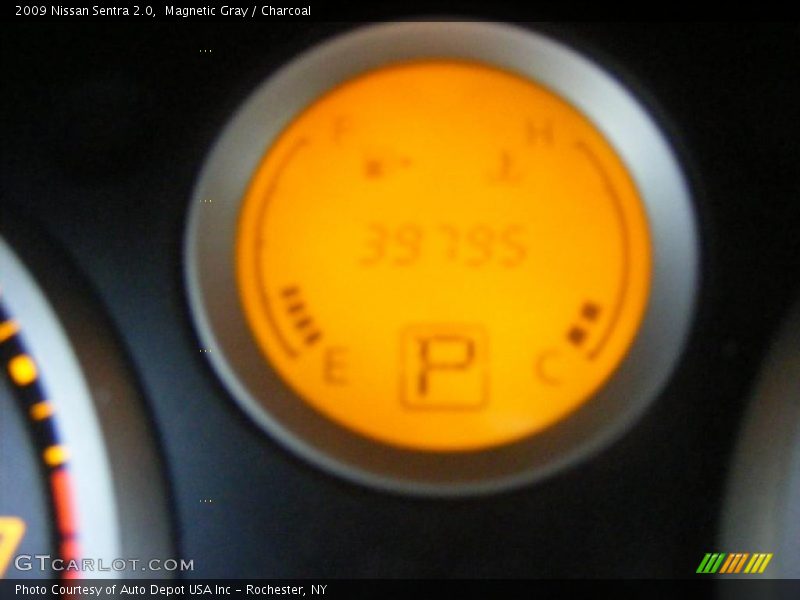 Magnetic Gray / Charcoal 2009 Nissan Sentra 2.0