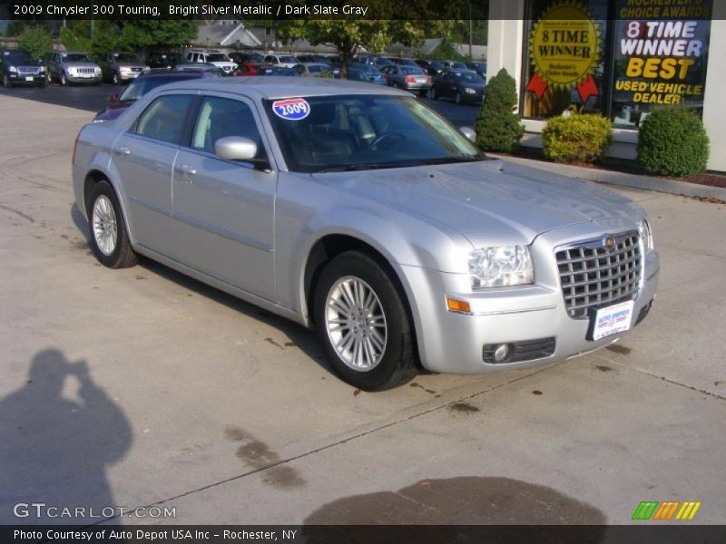 Bright Silver Metallic / Dark Slate Gray 2009 Chrysler 300 Touring