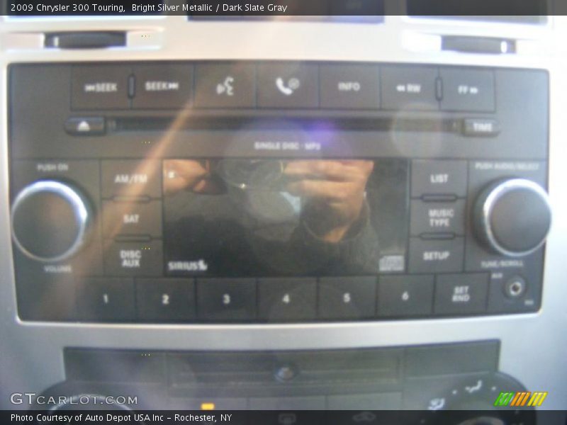 Bright Silver Metallic / Dark Slate Gray 2009 Chrysler 300 Touring