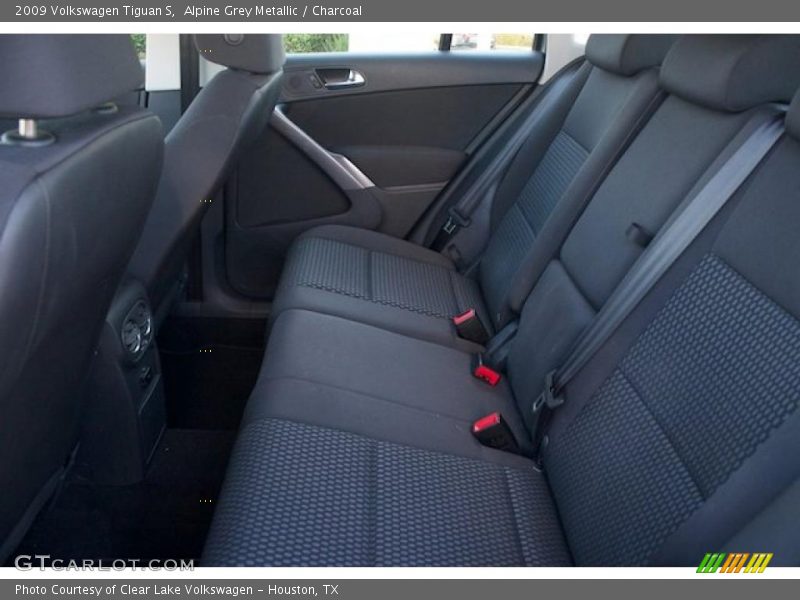Alpine Grey Metallic / Charcoal 2009 Volkswagen Tiguan S