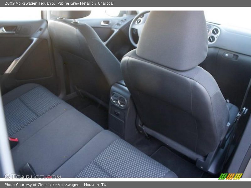 Alpine Grey Metallic / Charcoal 2009 Volkswagen Tiguan S
