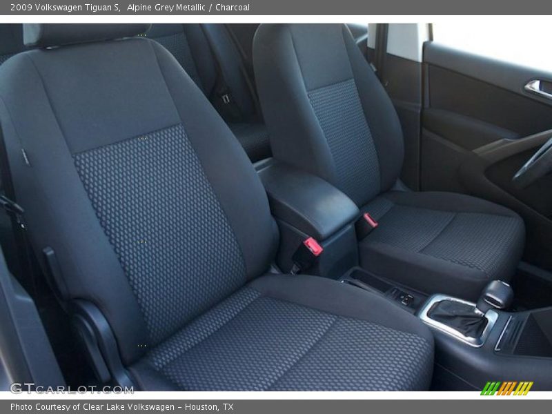 Alpine Grey Metallic / Charcoal 2009 Volkswagen Tiguan S