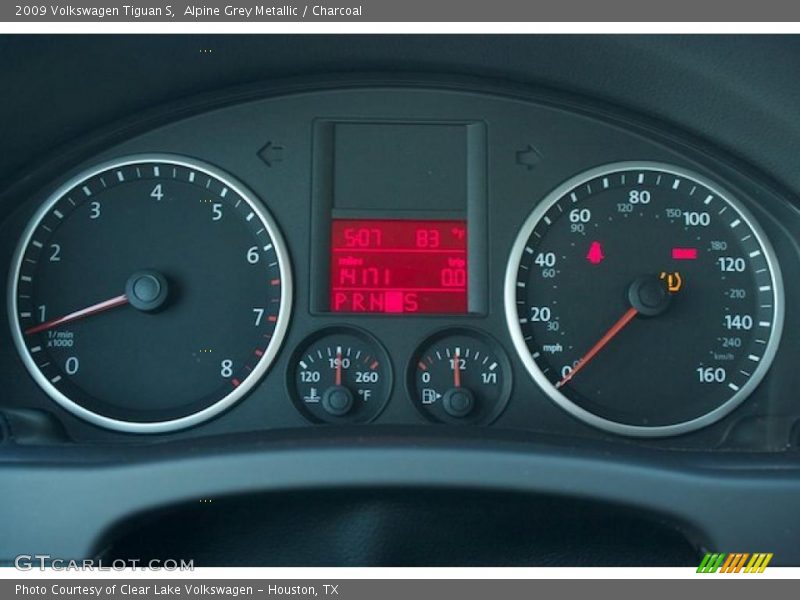Alpine Grey Metallic / Charcoal 2009 Volkswagen Tiguan S