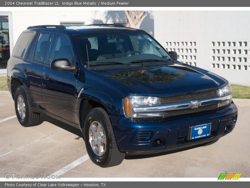 Indigo Blue Metallic / Medium Pewter 2004 Chevrolet TrailBlazer LS