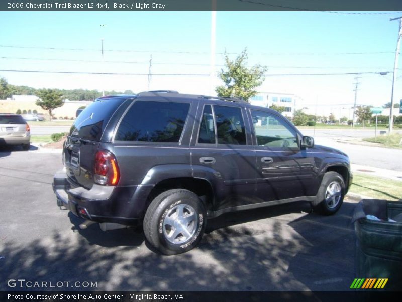 Black / Light Gray 2006 Chevrolet TrailBlazer LS 4x4