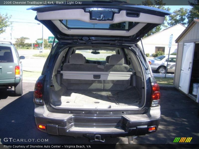 Black / Light Gray 2006 Chevrolet TrailBlazer LS 4x4