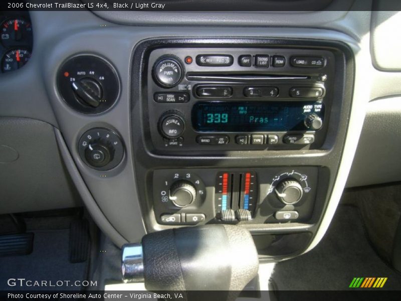 Black / Light Gray 2006 Chevrolet TrailBlazer LS 4x4