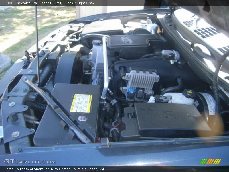 Black / Light Gray 2006 Chevrolet TrailBlazer LS 4x4
