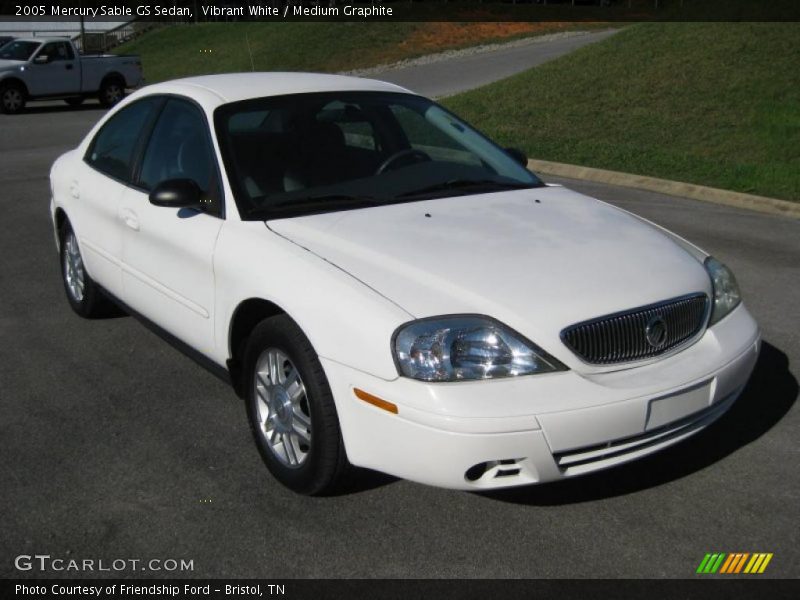 Vibrant White / Medium Graphite 2005 Mercury Sable GS Sedan
