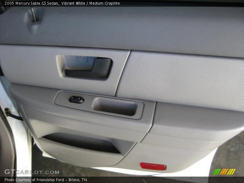 Vibrant White / Medium Graphite 2005 Mercury Sable GS Sedan