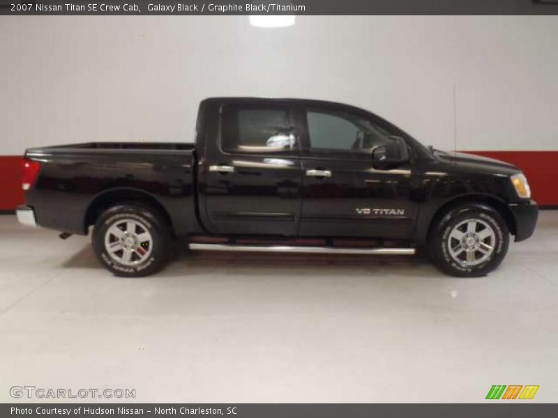 Galaxy Black / Graphite Black/Titanium 2007 Nissan Titan SE Crew Cab