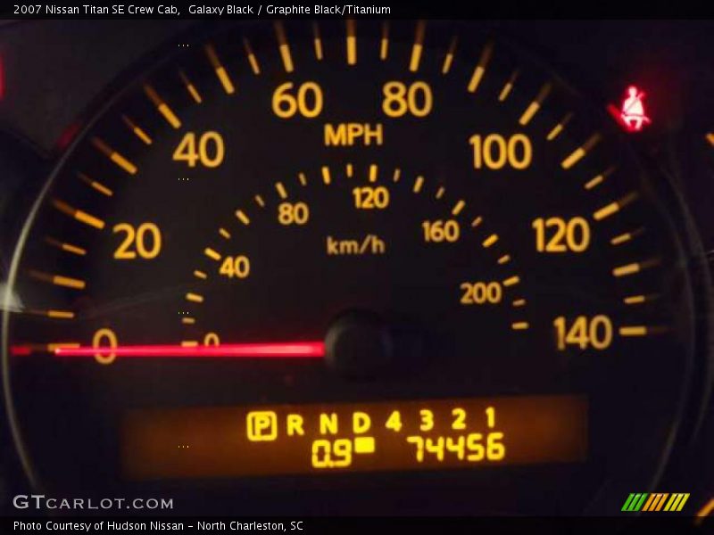 Galaxy Black / Graphite Black/Titanium 2007 Nissan Titan SE Crew Cab